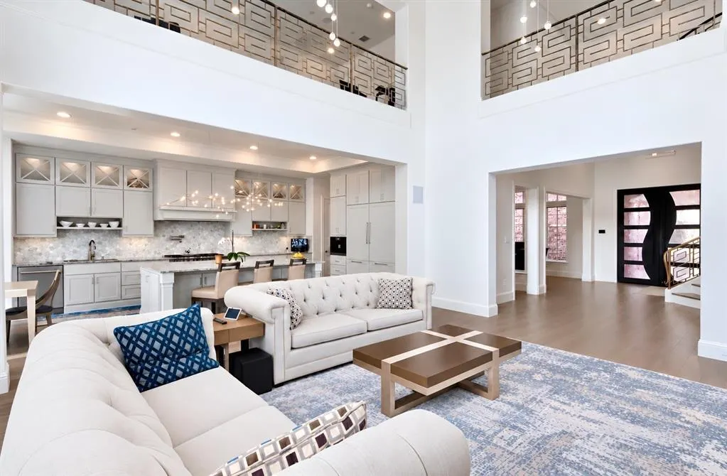 818 Brett Drive