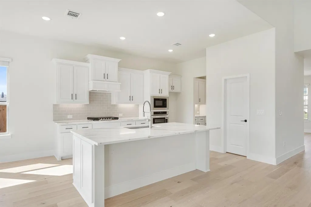 3410 Abingdon Drive