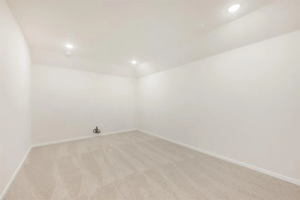 3410 Abingdon Drive