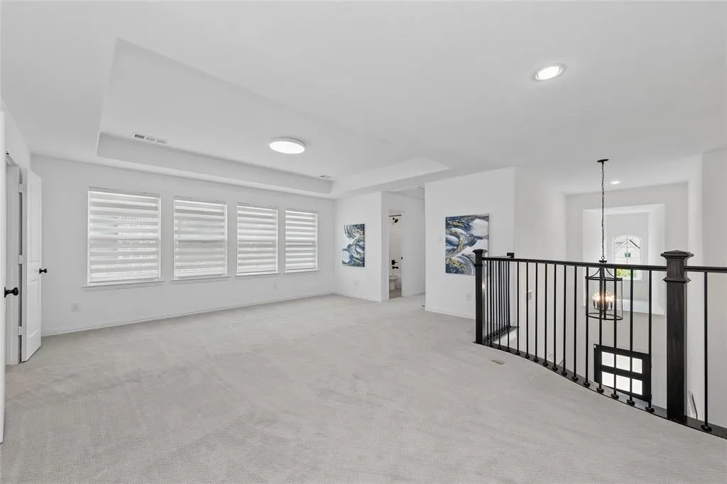 4550 Mayfield Drive