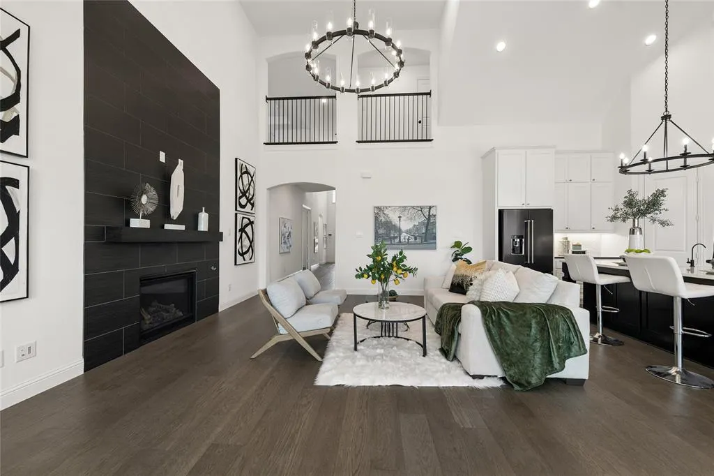 4550 Mayfield Drive