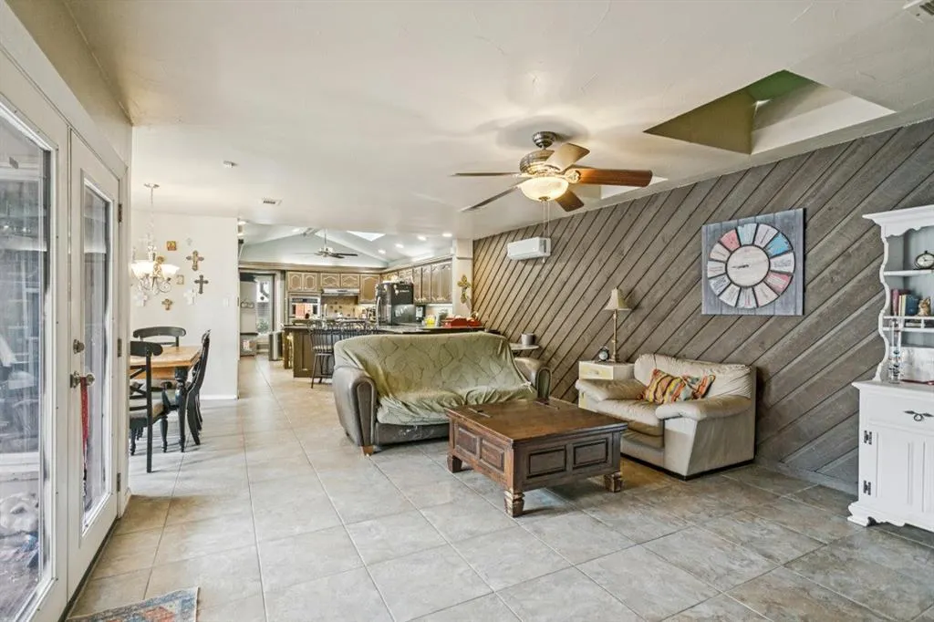 3806 Timberlake Drive