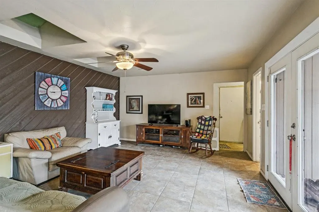 3806 Timberlake Drive