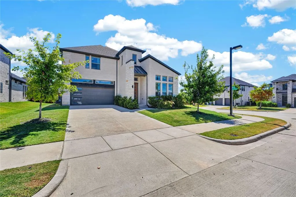 853 Calusa Drive