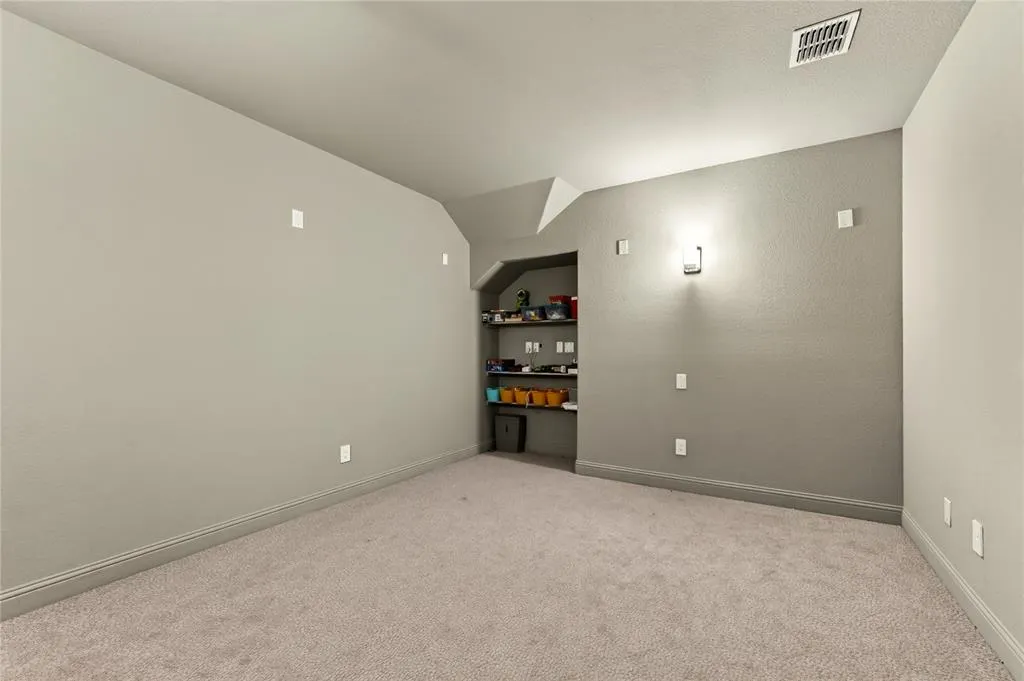 853 Calusa Drive