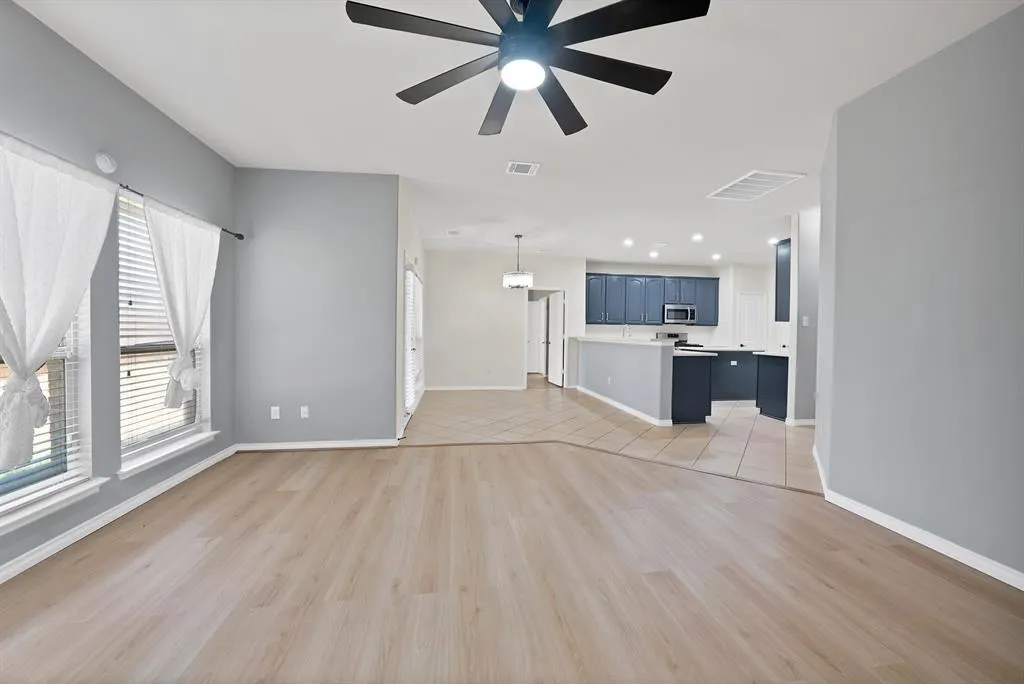 3822 Spring Run Lane