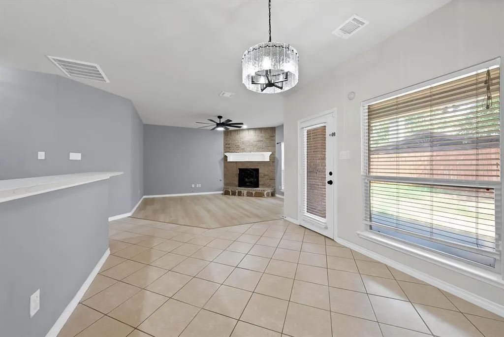 3822 Spring Run Lane