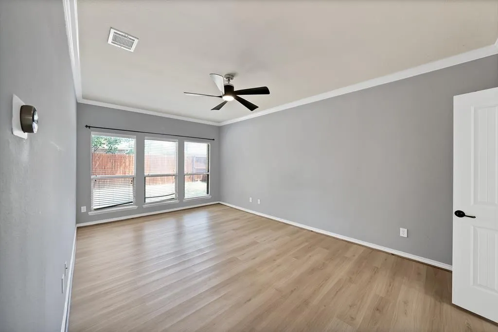 3822 Spring Run Lane