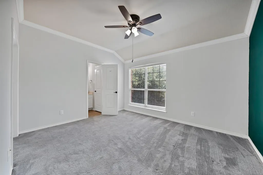 3822 Spring Run Lane