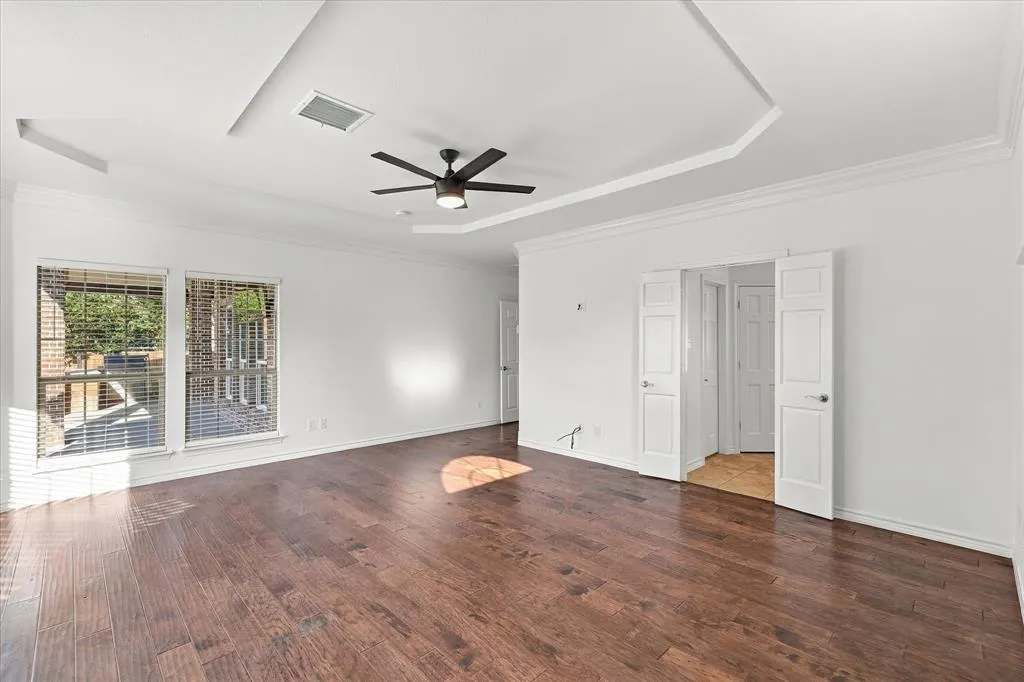 1329 Bateman Lane