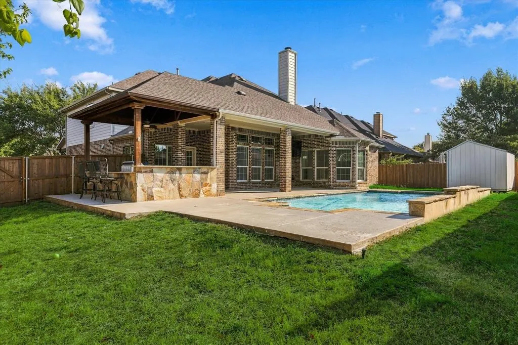 1329 Bateman Lane