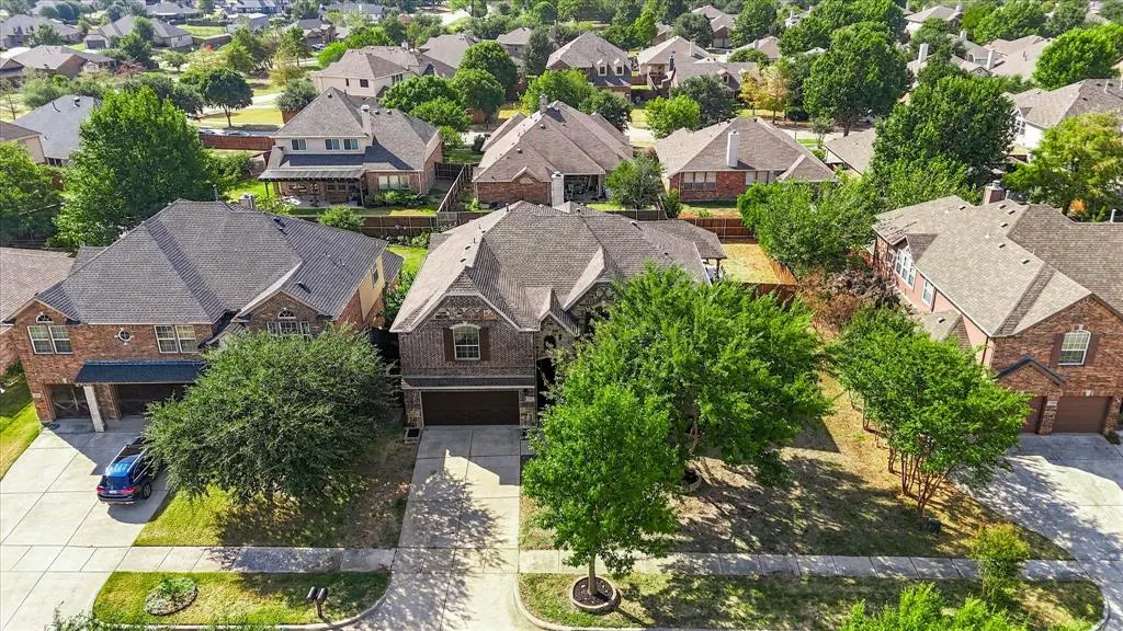 1329 Bateman Lane
