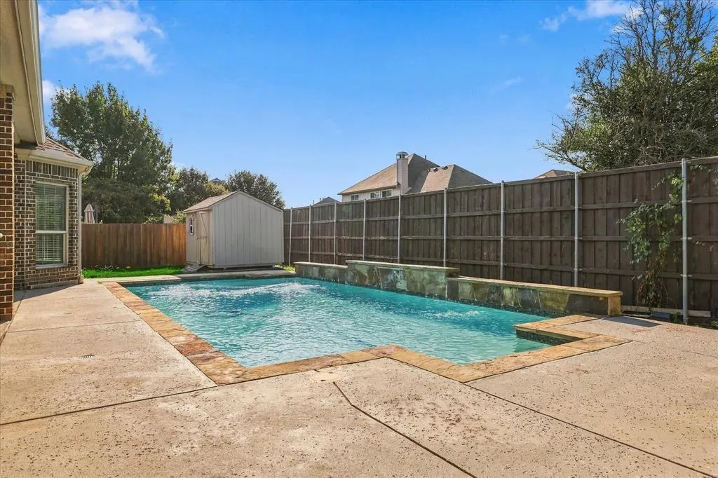 1329 Bateman Lane