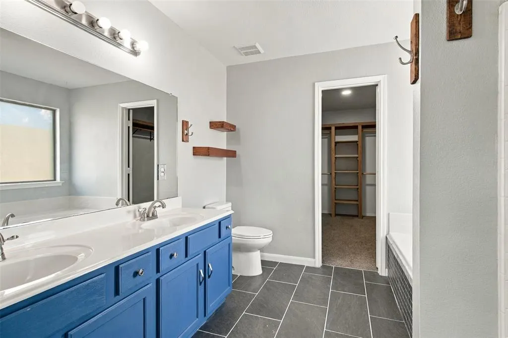 2419 Pheasant Run