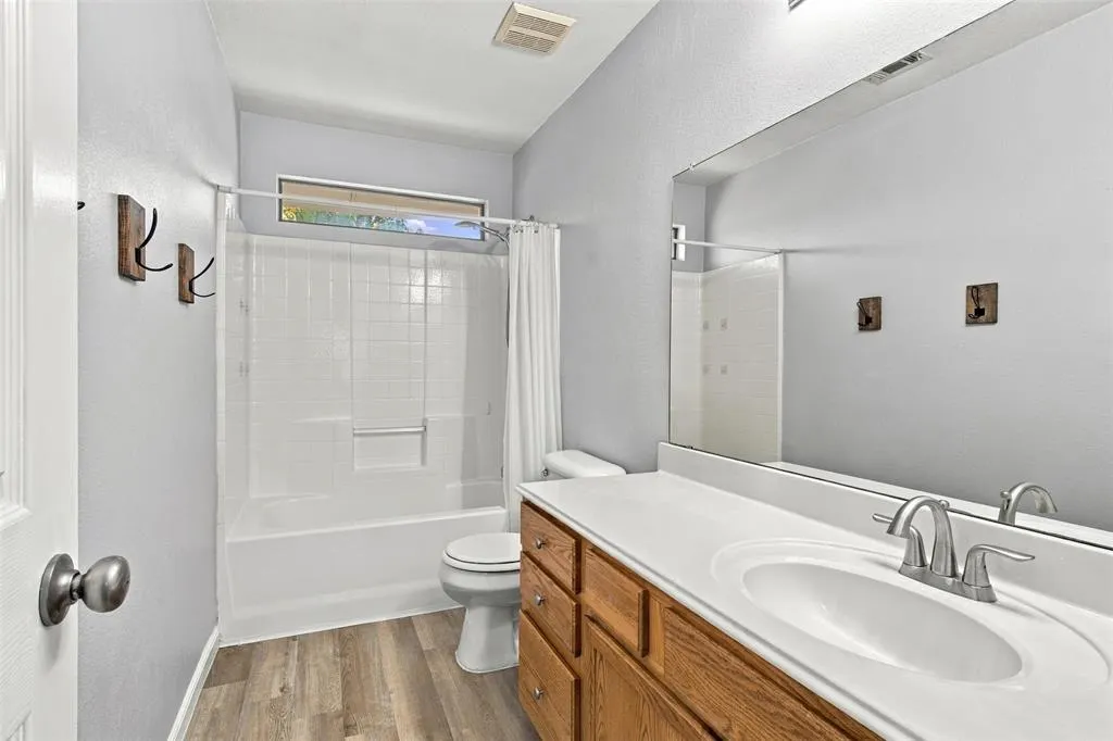 2419 Pheasant Run