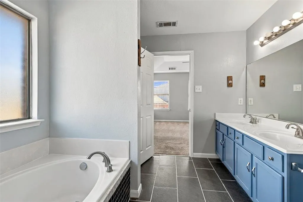 2419 Pheasant Run