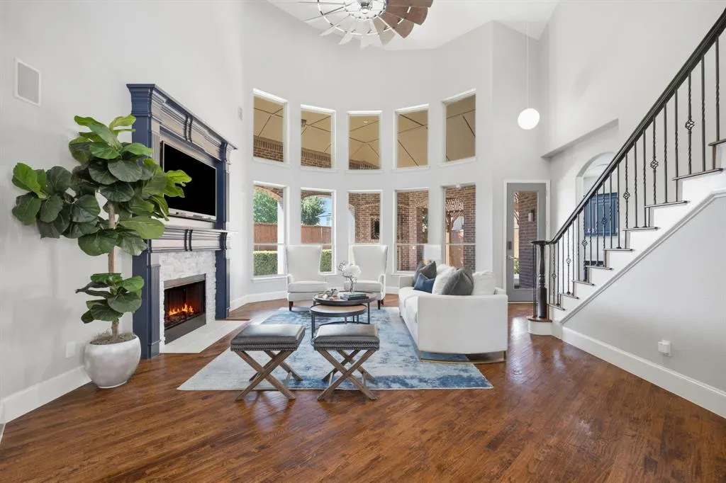 2257 Hermitage Drive