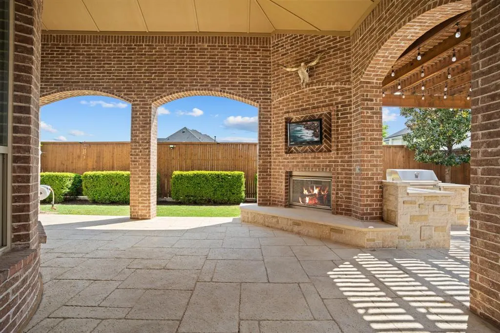 2257 Hermitage Drive