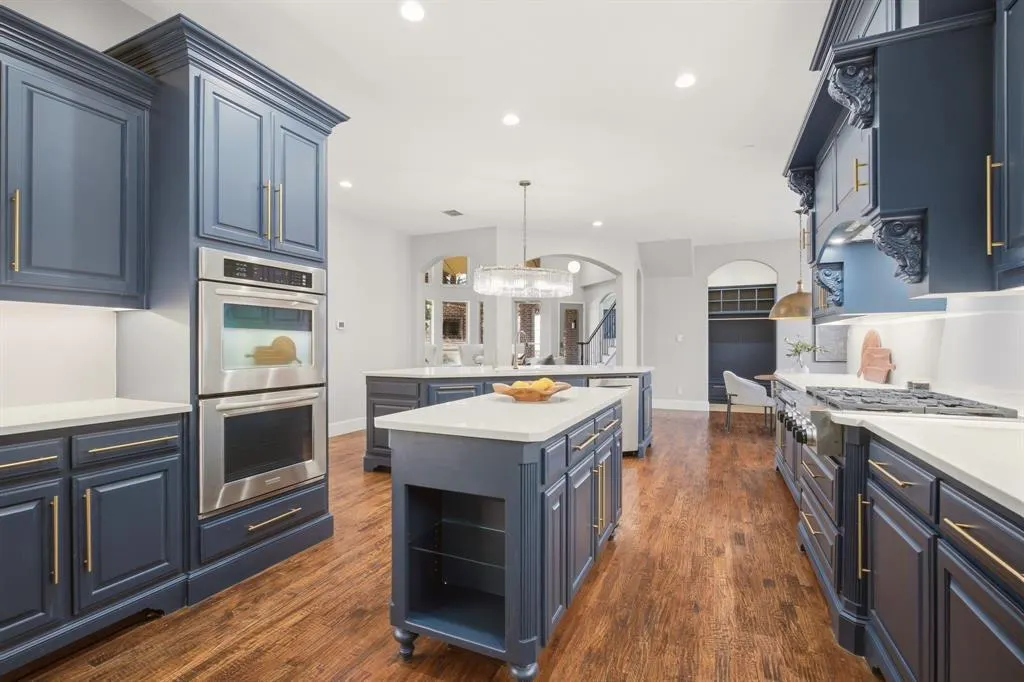 2257 Hermitage Drive