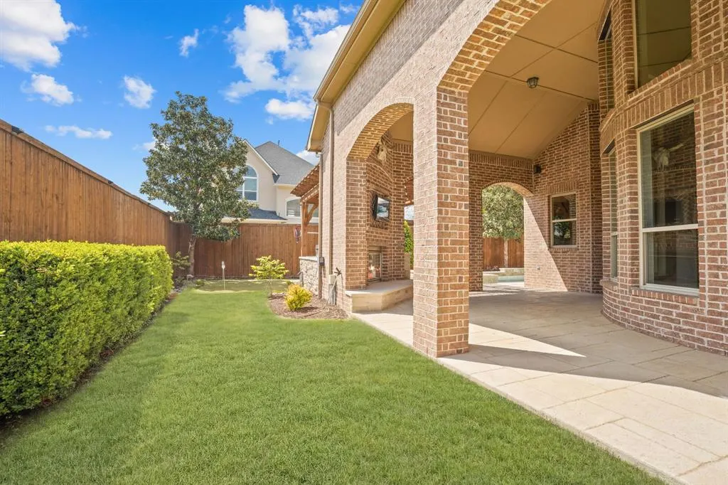 2257 Hermitage Drive