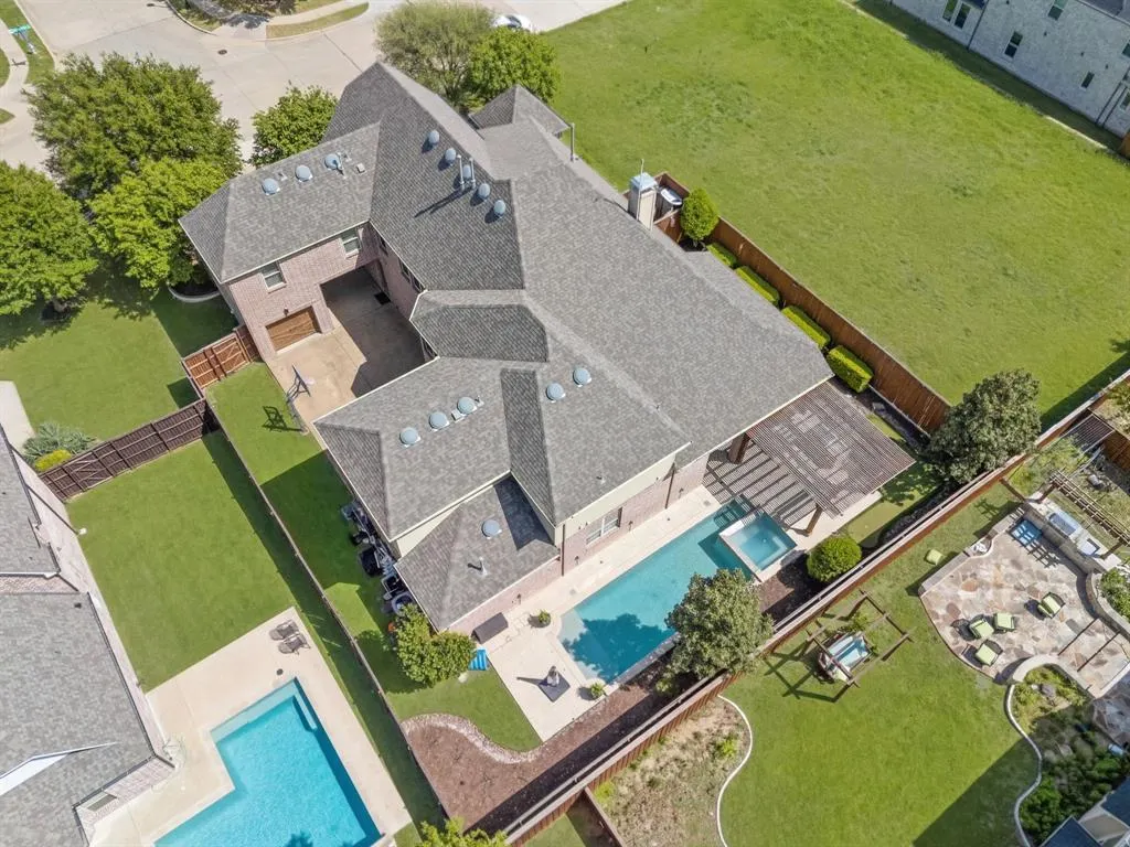 2257 Hermitage Drive