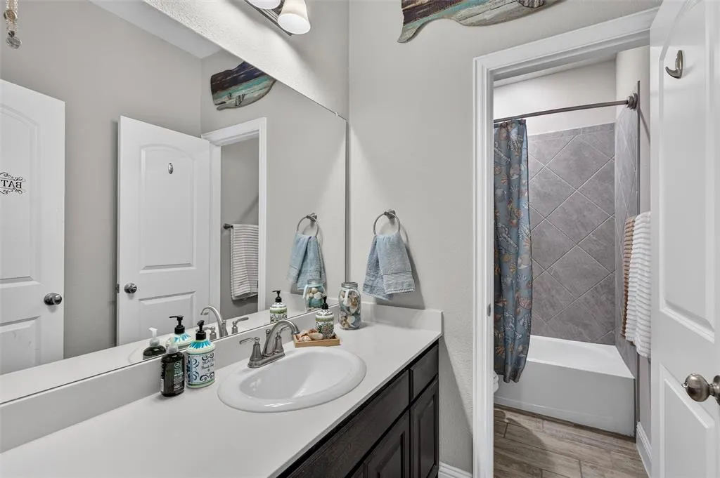 3017 Bobcat Drive