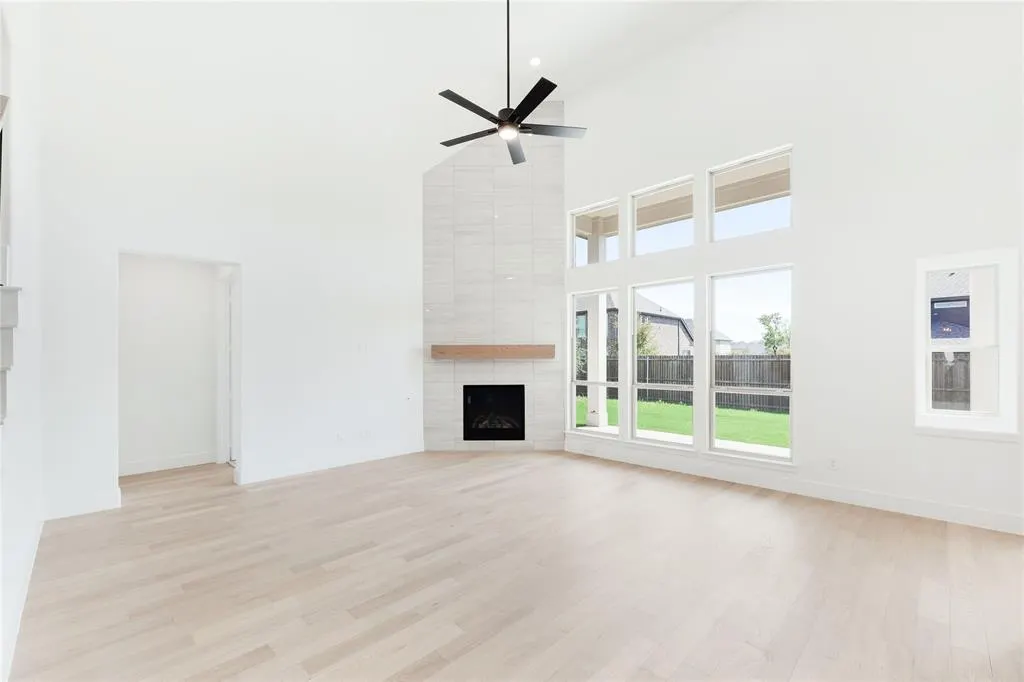 3325 Creek Meadow Drive