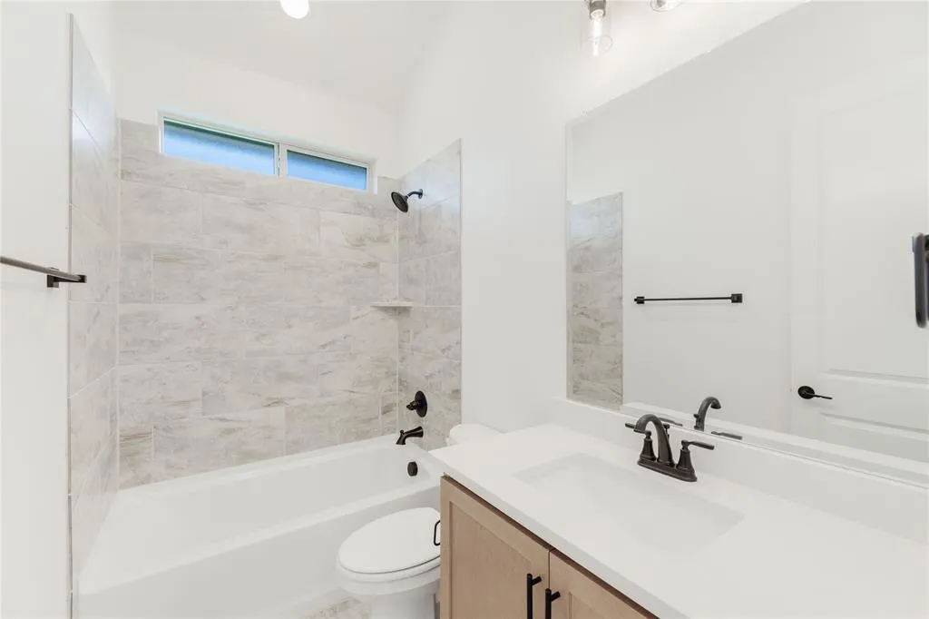 3325 Creek Meadow Drive