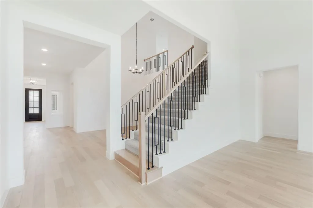 3325 Creek Meadow Drive