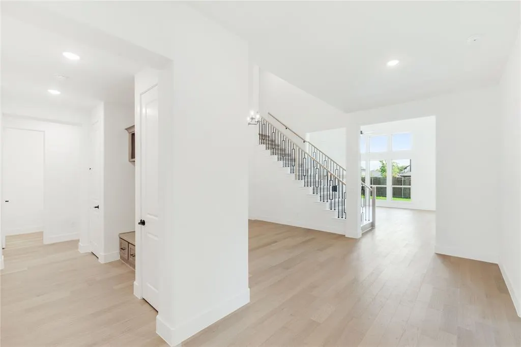 3325 Creek Meadow Drive