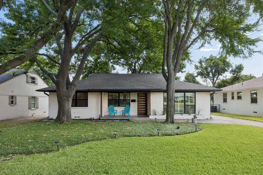 721 James Drive