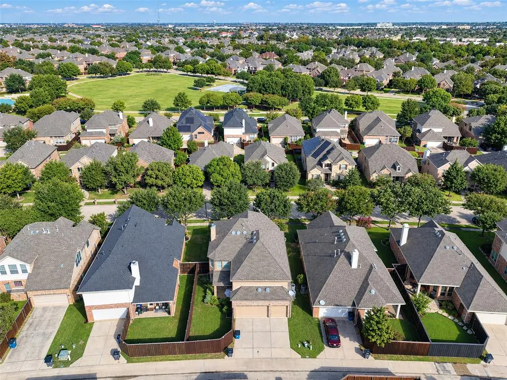 919 Panther Lane