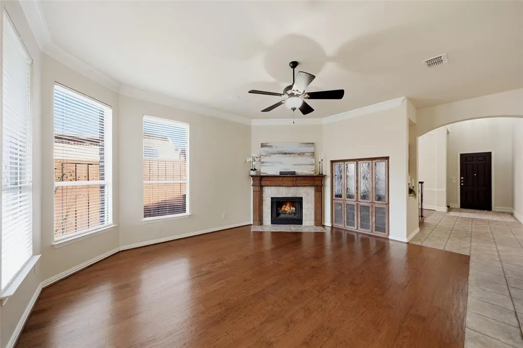 919 Panther Lane