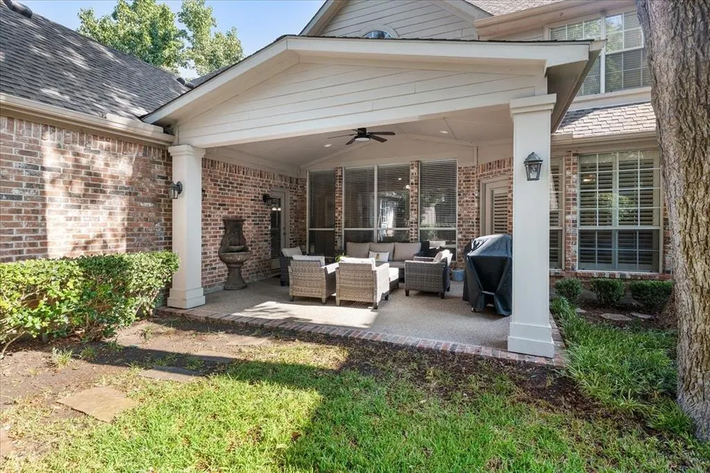 1405 Rollins Drive