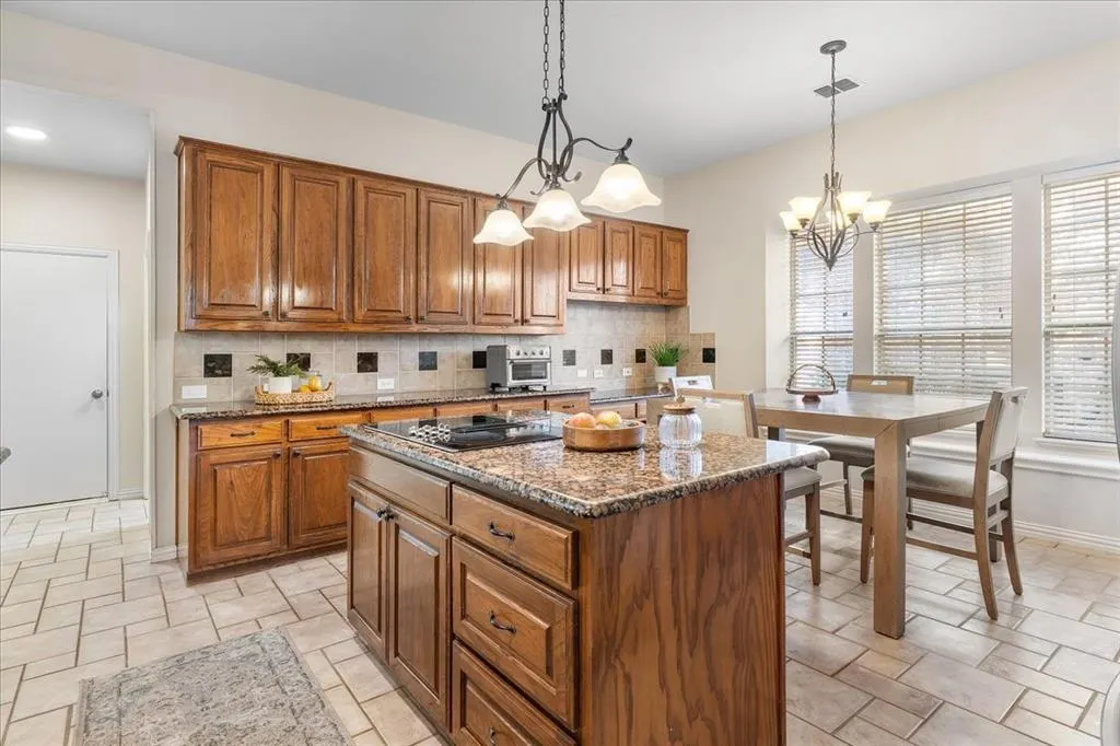 1405 Rollins Drive