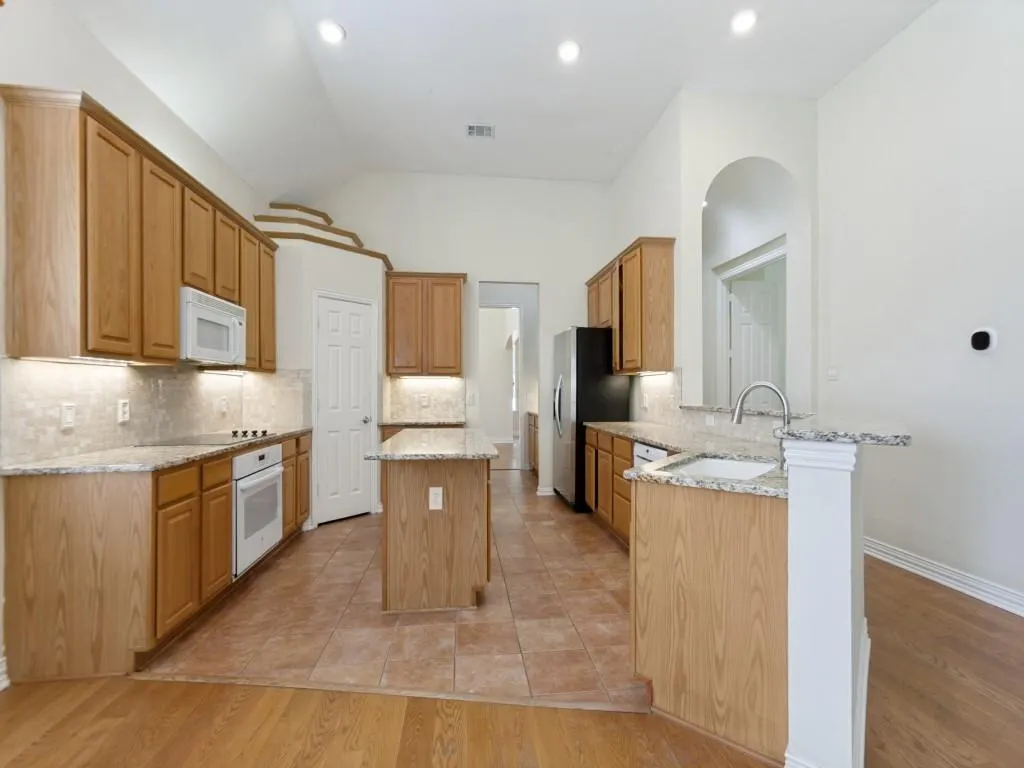 3500 Christopher Lane