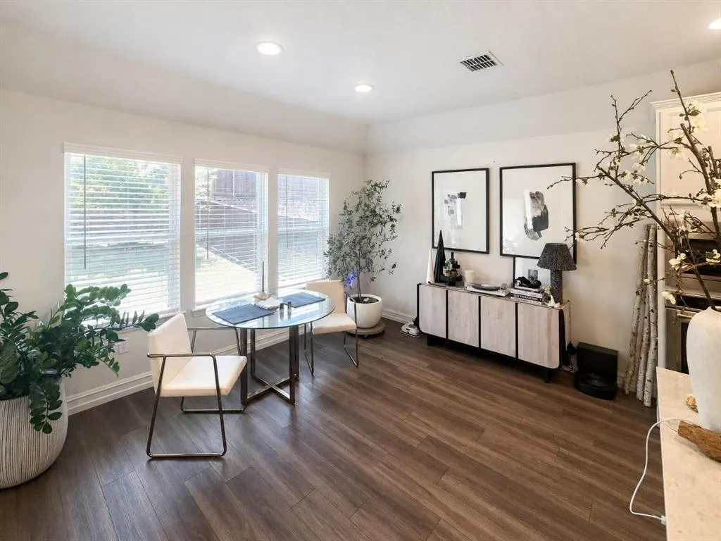 2812 Ranger Lane