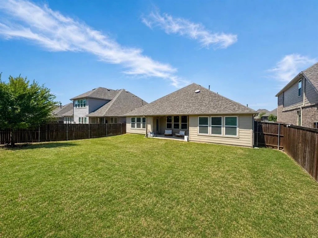 2812 Ranger Lane