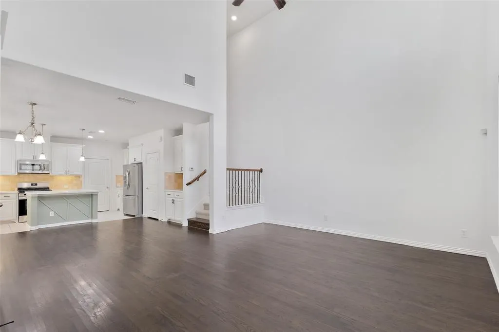611 Matthew Place