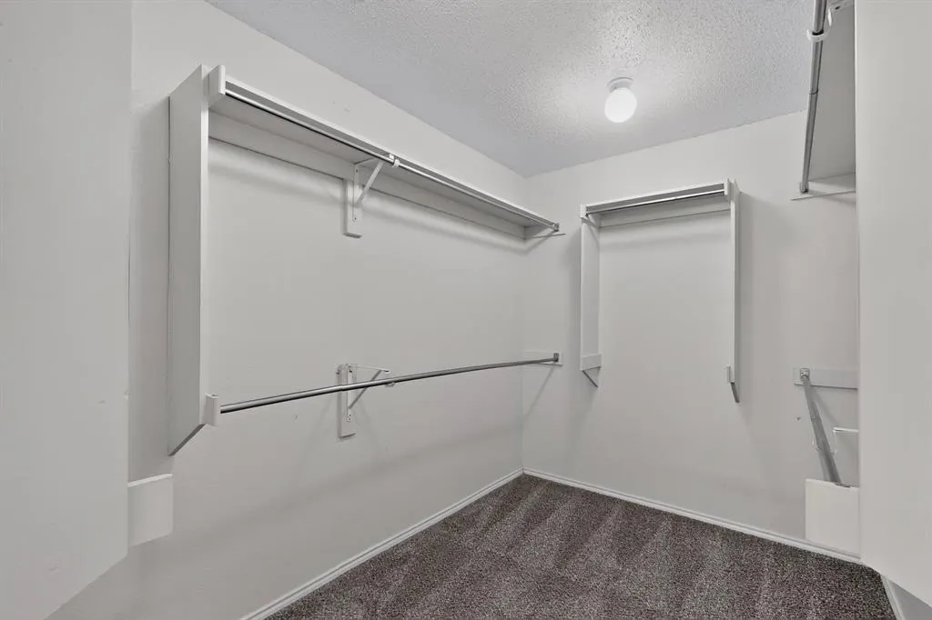 2424 Tailburton Court