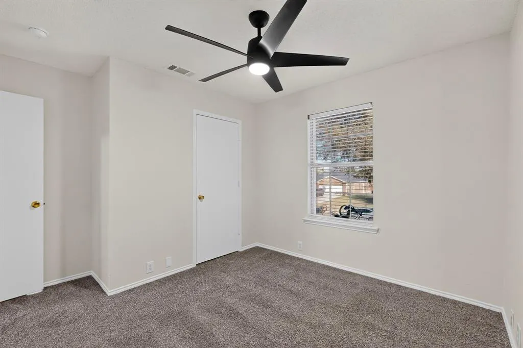2424 Tailburton Court