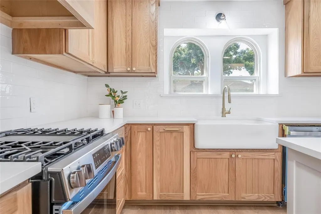 2701 Crow Valley Trail