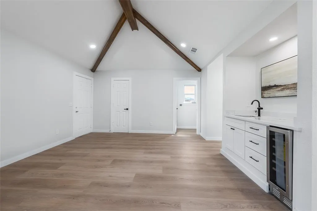 2701 Crow Valley Trail