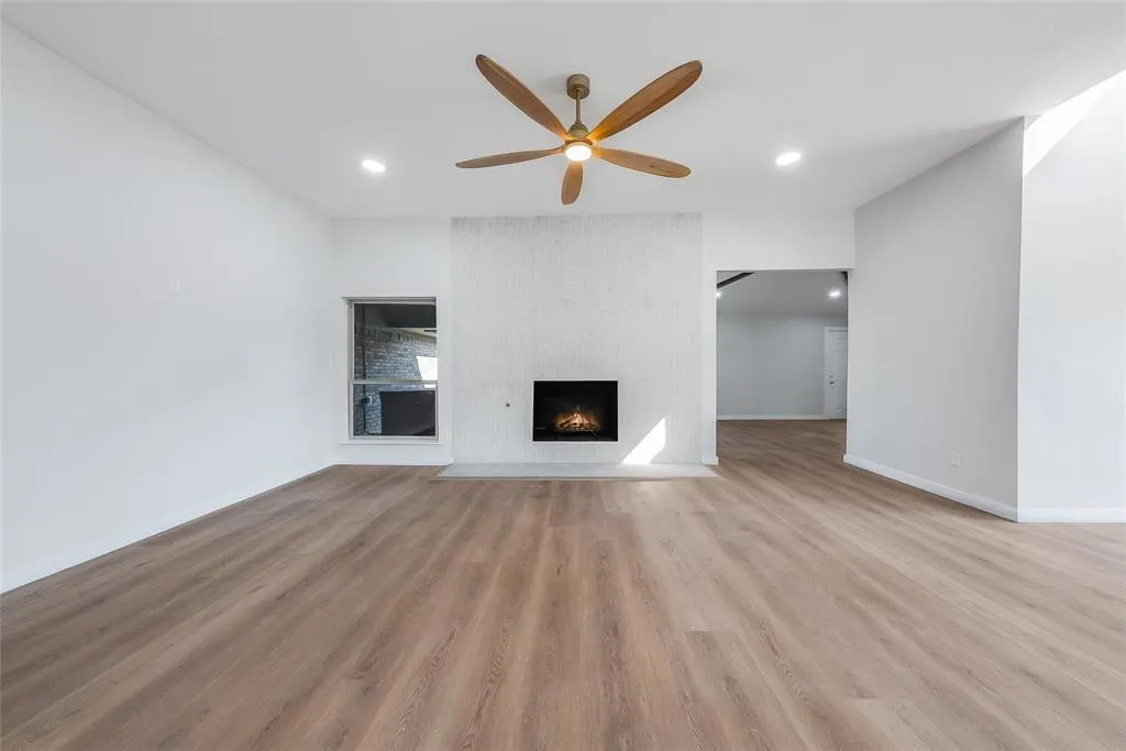 2701 Crow Valley Trail