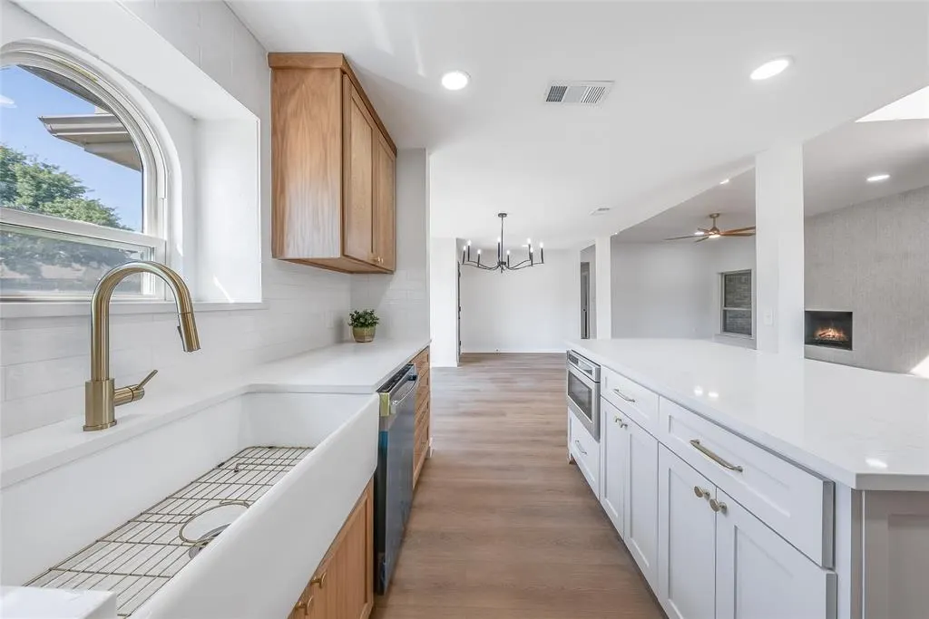 2701 Crow Valley Trail