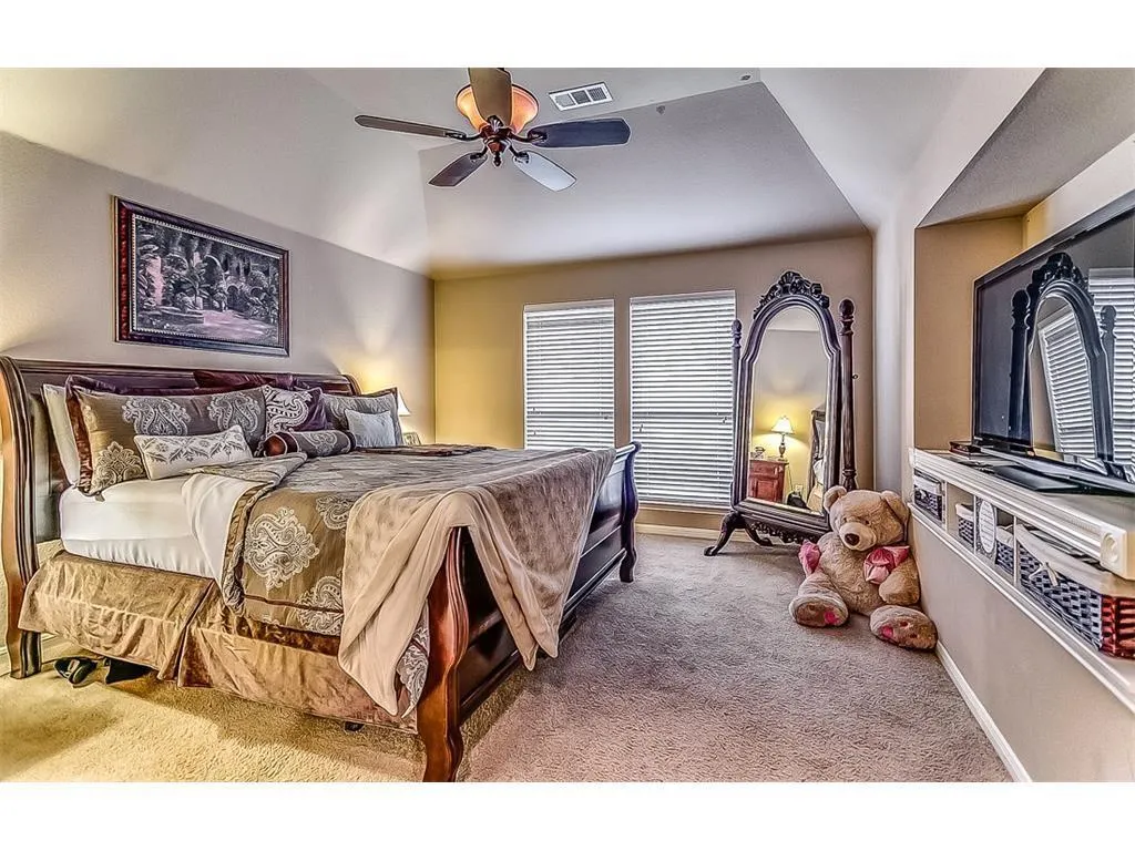 1505 Sparrow Lane