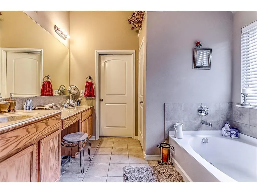 1505 Sparrow Lane
