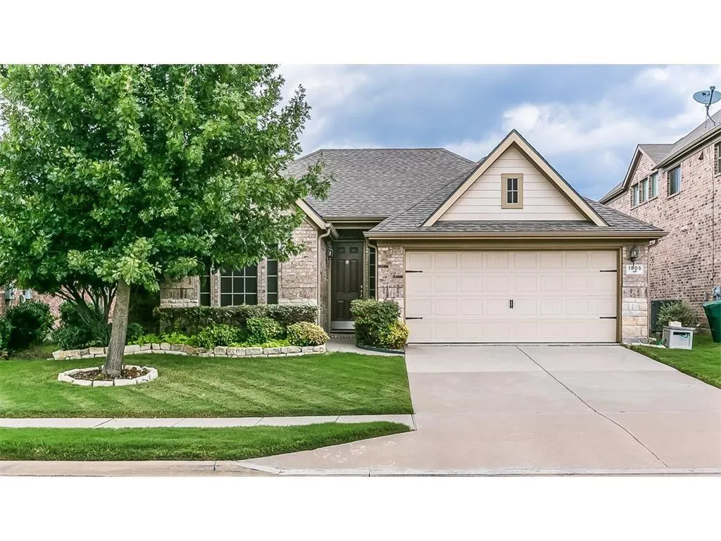 1505 Sparrow Lane