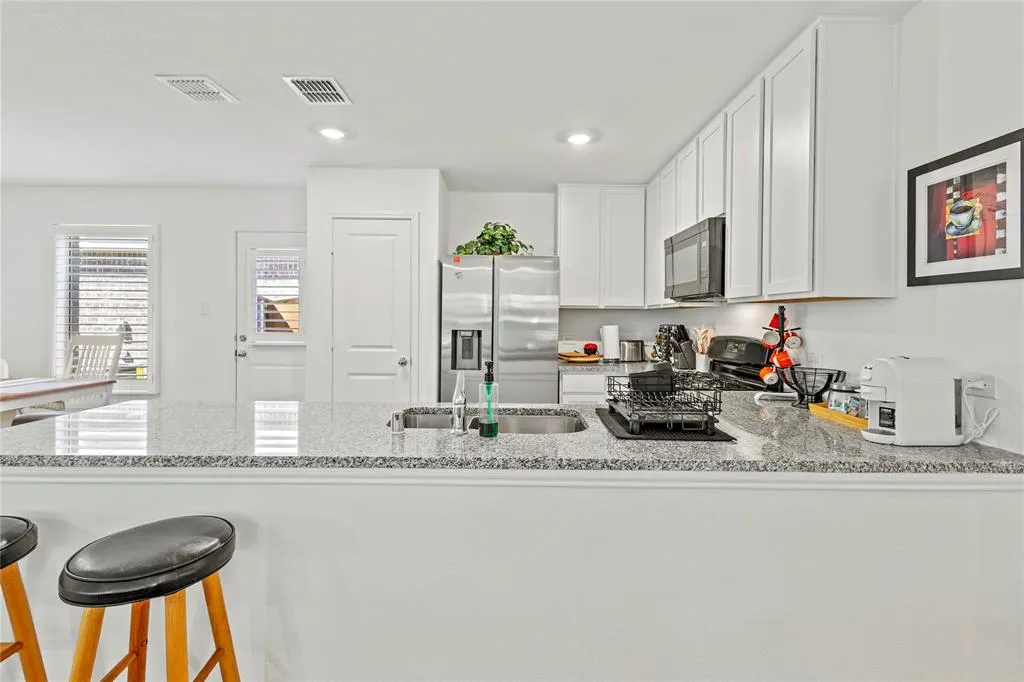 3032 Ashbrook Lane