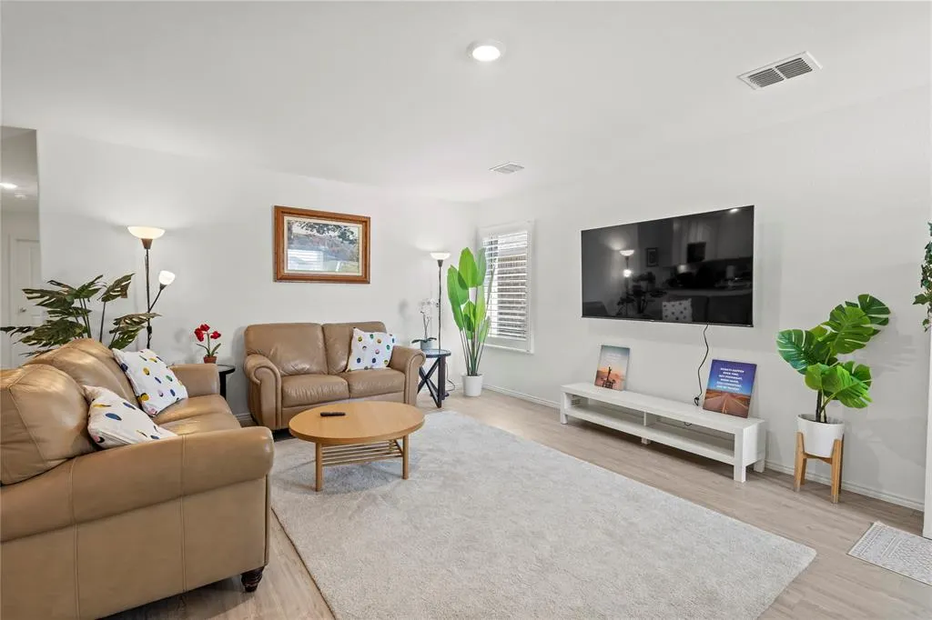3032 Ashbrook Lane